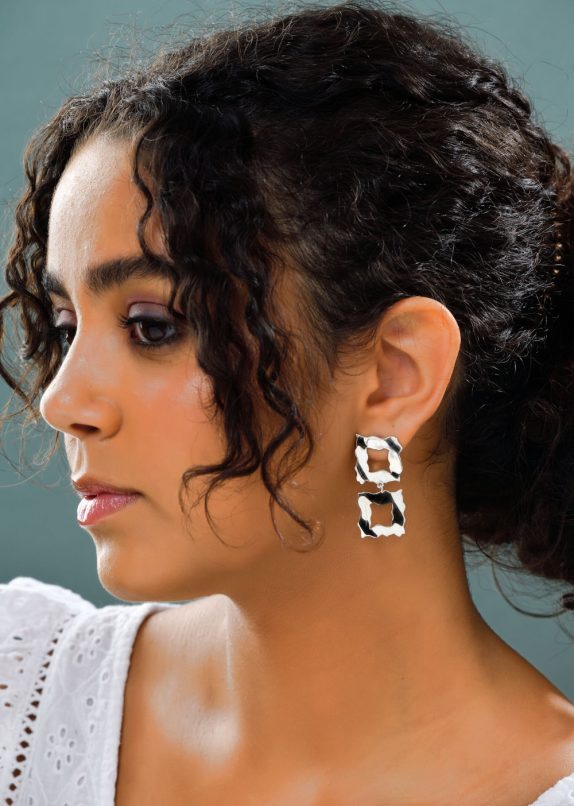 Sway with me small earrings